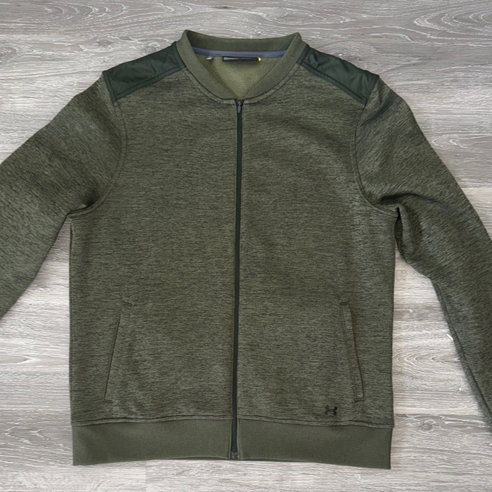 Under Armour Green Zip Up Jacket with Two-Tone Design